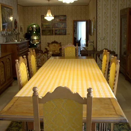 Bed & Breakfast In Centro A