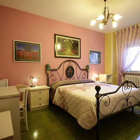 Bed & Breakfast In Centro A 3*