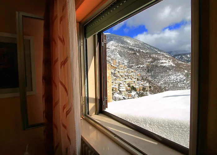 In Centro A לינה וארוחת בוקר Pacentro